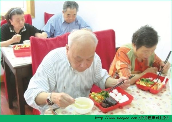 让老人延年益寿的方法有哪些？充实的生活很重要(3)