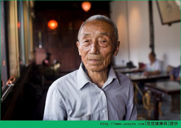 老人摔到头怎么办？老人摔到头怎么治疗？(3)