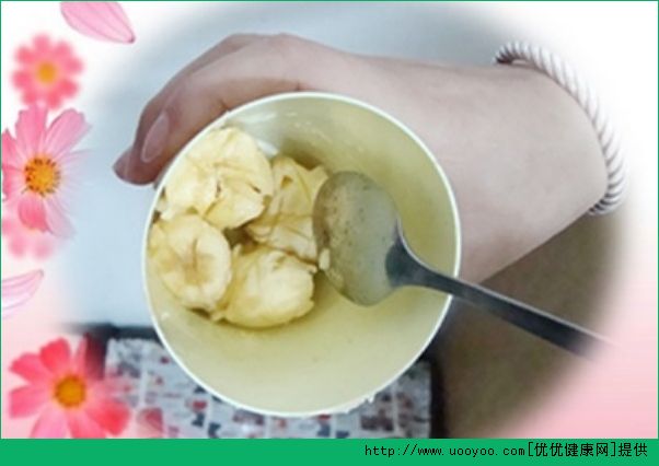 牛奶香蕉面膜怎么做？牛奶香蕉面膜的制作方法(2)