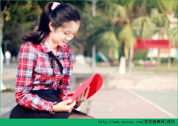我15岁胸小怎么办？15岁女孩胸小是为什么？[多图]
