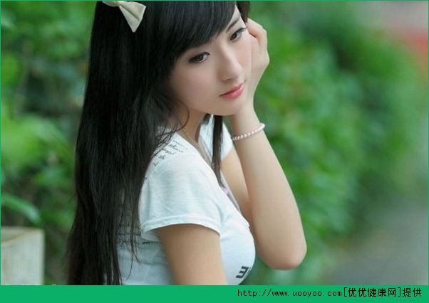 我15岁胸部很大该怎么办？15岁胸部很大是什么原因？(4)