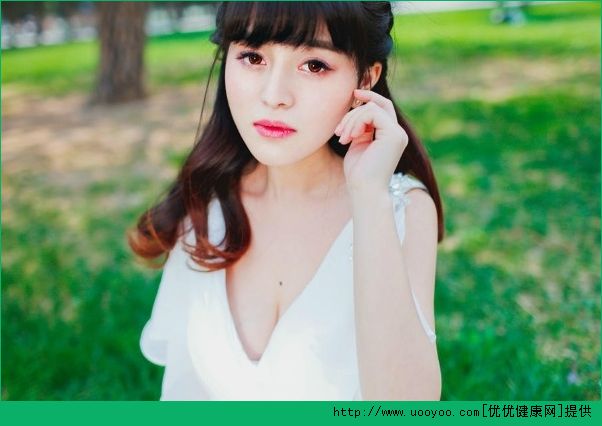 我16岁胸部很小怎么办？16岁女孩胸很小是为什么？(2)
