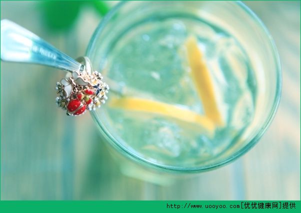 怎样吃柠檬美白 怎么吃柠檬才可以美白(2)