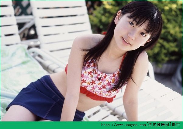 我15岁女生正常身高体重是多少？15岁女生的标准身高体重(2)