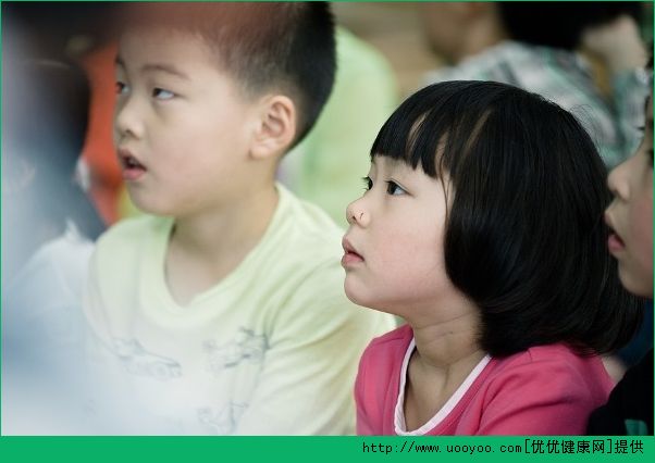 孩子上课做小动作怎么办？孩子上课有很多小动作怎么办？(1)