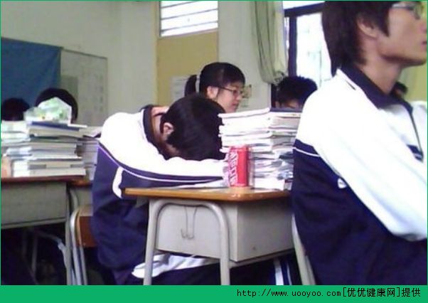 上课睡觉有什么不好吗？上课睡觉的危害(2)