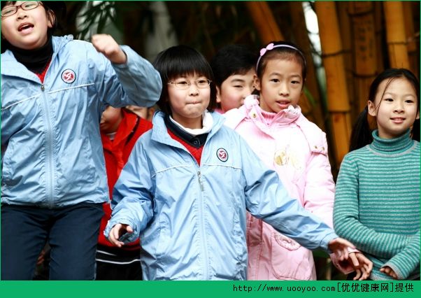小学生怎么追自己喜欢的人？小学生怎么谈恋爱？(5)