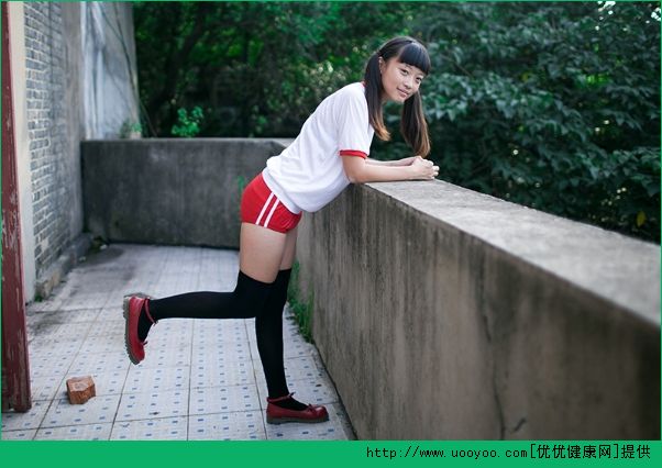 和15岁妹子谈恋爱算犯罪么？和15岁女孩恋爱犯法吗？(4)