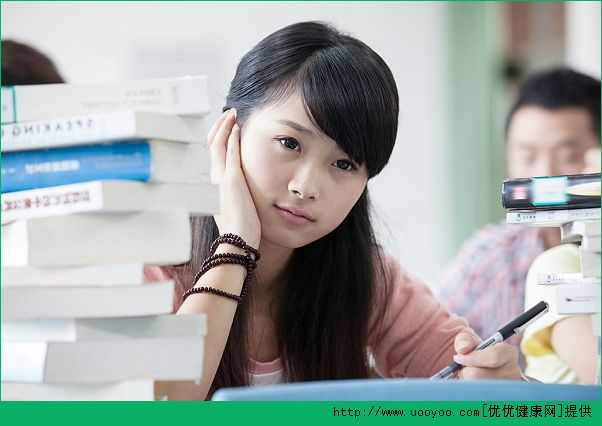 13岁孩子失眠怎么办？13岁孩子睡不好是怎么回事？(2)