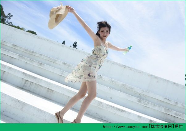 14岁女生标准身高体重是多少？14岁女生正常身高是多少
