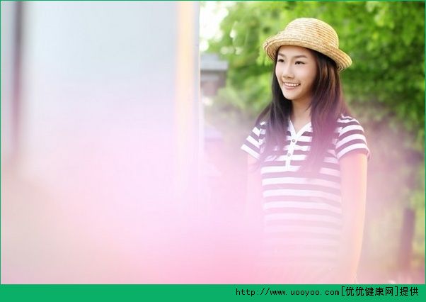 12岁女孩正常身高是多少？12岁女生的平均身高是多少？[
