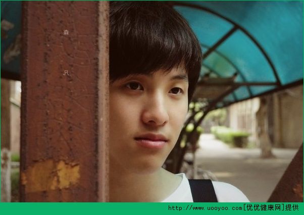 12岁男孩的标准体重为多少？12岁男生的正常体重是多少？(3)