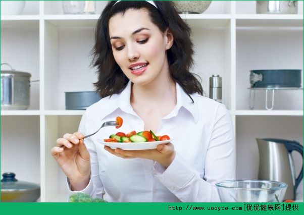 赵丽颖整容了吗？瘦脸食物不整容也有巴掌脸(4)