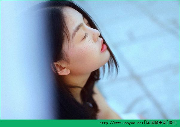 15岁有雀斑怎么办？我15岁长了雀斑怎么办？(2)