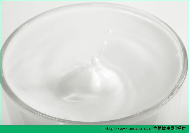 黄瓜和牛奶可以一起做面膜吗？黄瓜和牛奶一起敷脸好吗？(4)