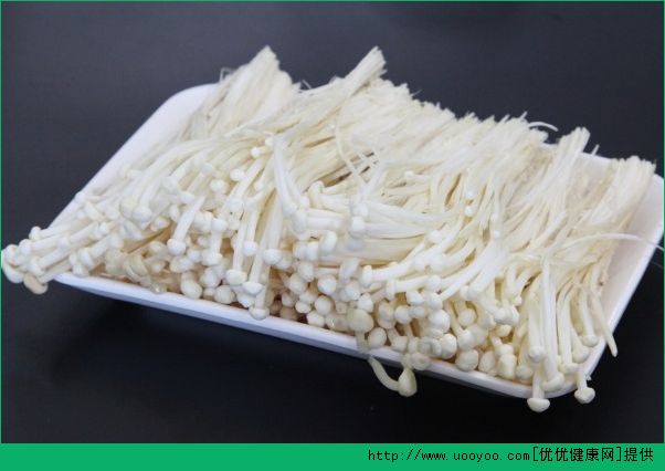 黄瓜凉拌金针菇怎么做？黄瓜和金针菇怎么凉拌好吃？(2)