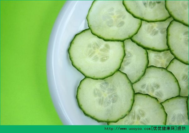 黄瓜和蜂蜜能做面膜吗？黄瓜和蜂蜜怎么做面膜？(1)