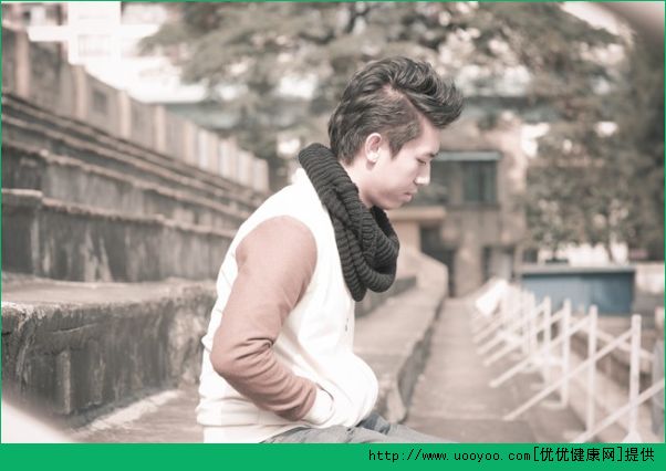 15岁男生熬夜的坏处有哪些？15岁男生熬夜的危害[多图]