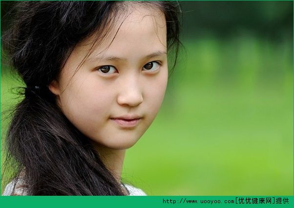 我16岁脸上很多痘痘为什么？16岁脸上长痘怎么办？(3)
