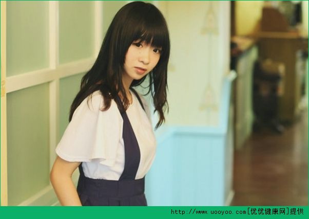 17岁女生标准胸围是多少？17岁女生的正常胸围是多少？(4)