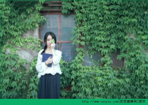 我12岁流出白色液体正常吗？12岁女孩流出的白色液体是什么？(2)
