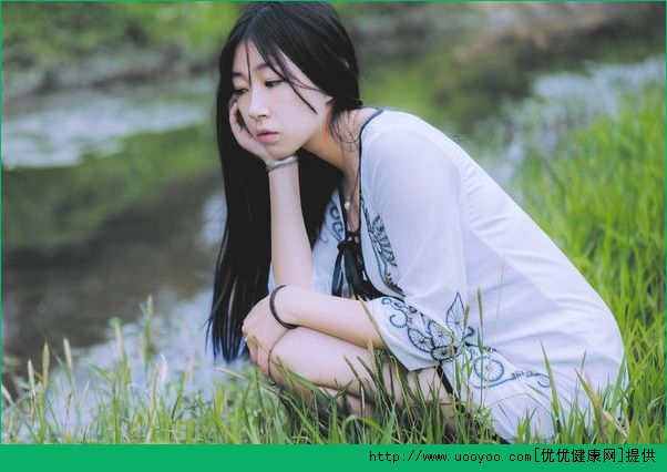 我12岁流出白色液体正常吗？12岁女孩流出的白色液体是什么？(3)