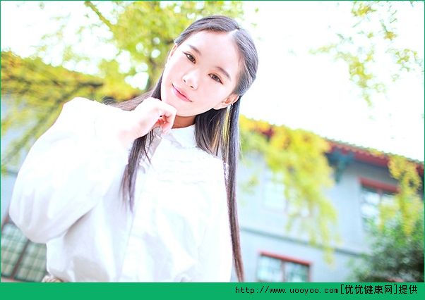 17岁脸上长斑的原因？17岁脸上有斑怎么办？(3)