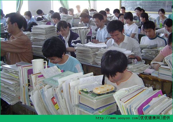 马上要高考了我该怎么戒掉LOL？我该怎么把心思放到学