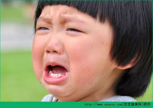 幼儿口腔溃疡怎么办？儿童口腔溃疡的治疗方法(1)