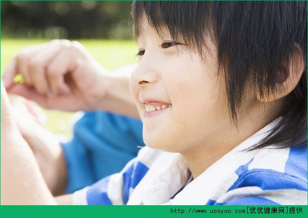 孩子睡觉磨牙是为什么？小孩睡觉磨牙怎么办？(3)