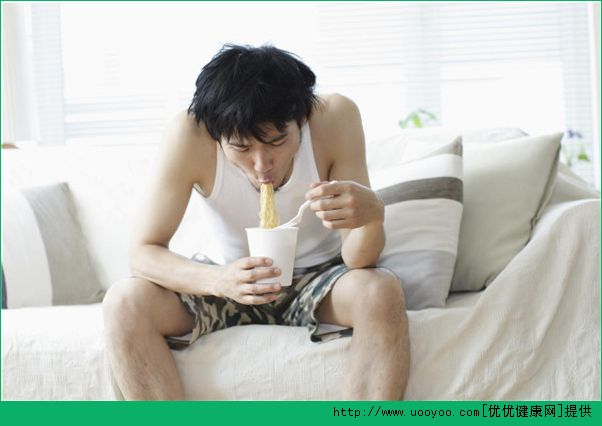 男人脱发的主要原因是什么？男人脱发怎么治疗？(4)