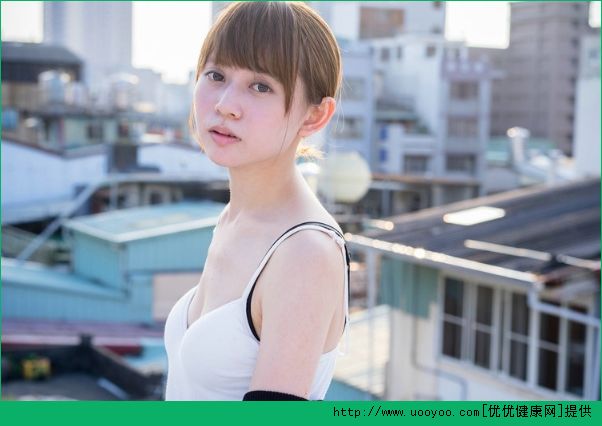 我17岁了胸还会长吗？我17岁了胸很小怎么办？(1)