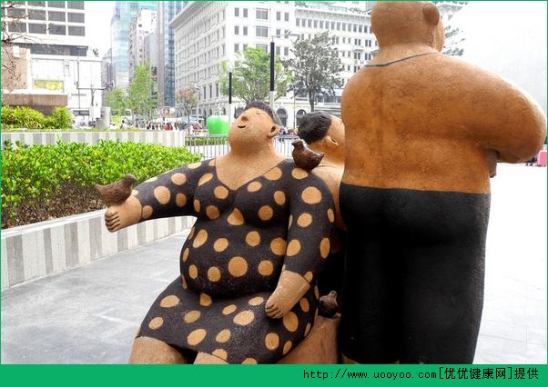 胸太大被人笑话怎么办？怎么样能减胸部？(2)