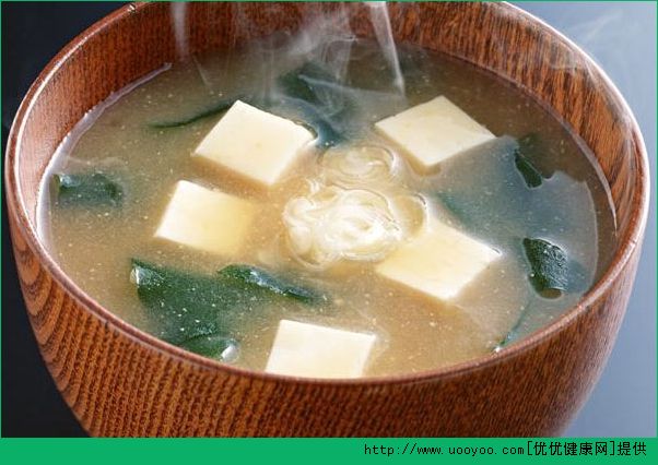 吃什么去黑眼圈？有黑眼圈吃什么好？(6)