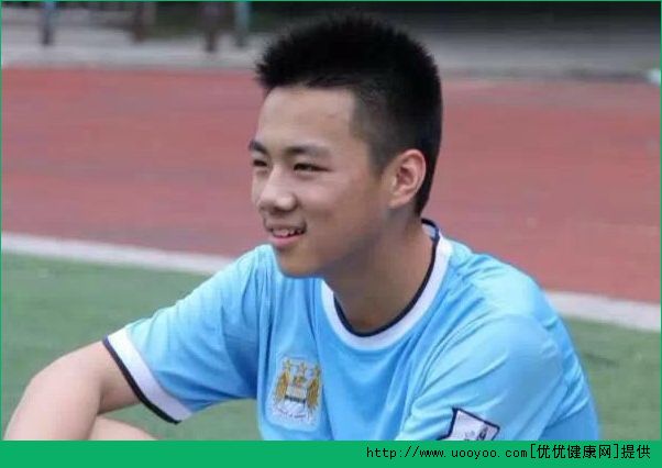 我16岁男孩为什么流汗很多？16岁流汗很多怎么办？(1)