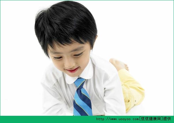 初二男生体重300斤 14岁男生的正常身高和体重是多少？(2)