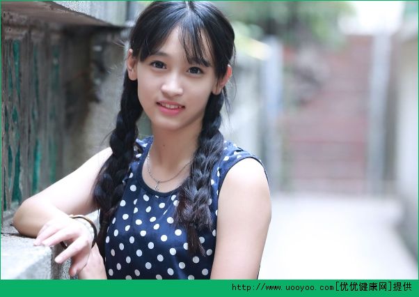 青春期女生每年长高多少正常？青春期女生不长个子怎么办？(4)
