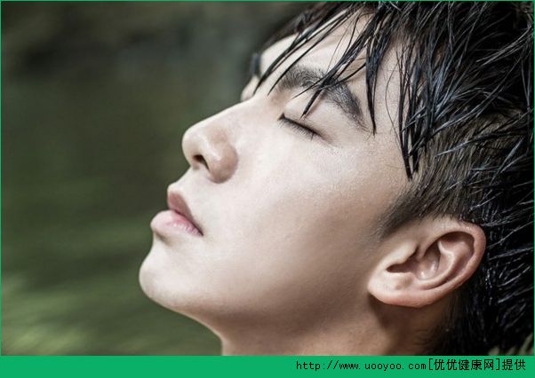 青春期男生乳腺增生是为什么？青春期男孩乳腺增生怎么办？(1)
