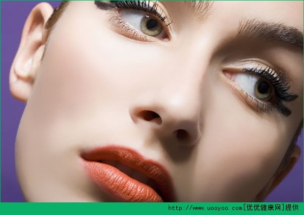 脸上出油是什么原因？脸部出油是什么原因？(1)