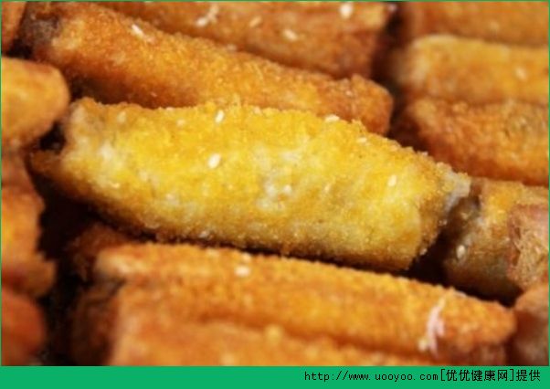 出油是因为缺水吗？皮肤出油是因为缺水吗？(3)