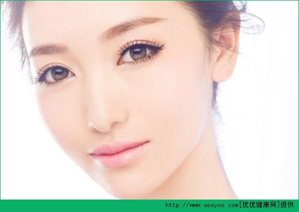 皮肤有点出油正常吗？皮肤出油什么原因？(1)