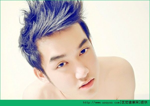 青春期男孩脸上长痘痘是什么原因？青春期男生长痘怎么办？(4)