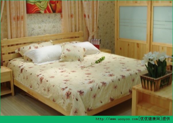 脸上容易出油怎么办？脸上出油厉害怎么内调？(5)