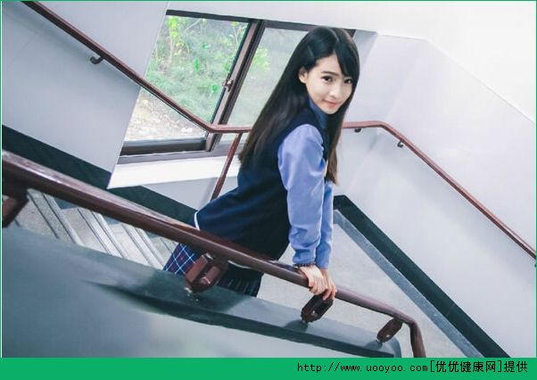16岁女生乳头很大很黑是什么原因？为什么女朋友乳头很黑？(2)