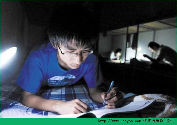 高中生要不要熬夜？高中生熬夜吃什么好？(1)