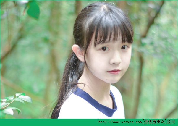 青春期的女生有粉刺怎么办？青春期的女生怎么去粉刺？[