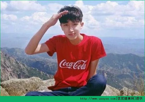 初三男生喉结不明显怎么回事？男生喉结小意味着什么？(5)