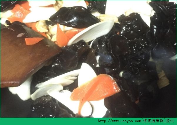 芦笋能和木耳一起吃吗？芦笋炒木耳怎么做？(3)