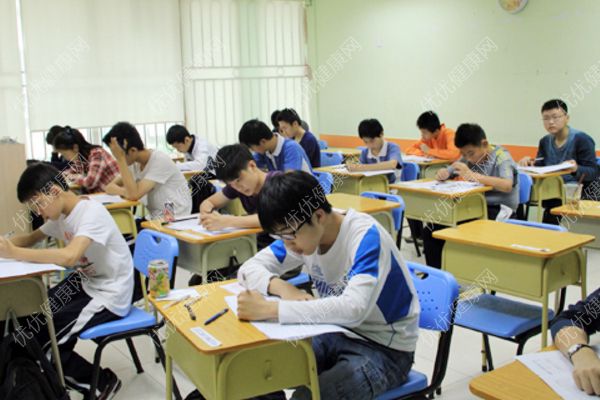 高考能抄到吗？高考怎么作弊？(3)