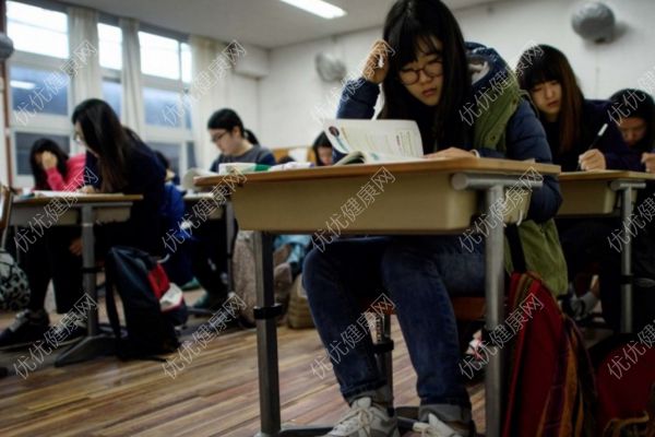 高考能抄到吗？高考怎么作弊？(1)